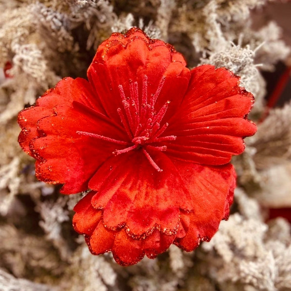 Christmas Flower Decoration for Tree Comes in Many Colors